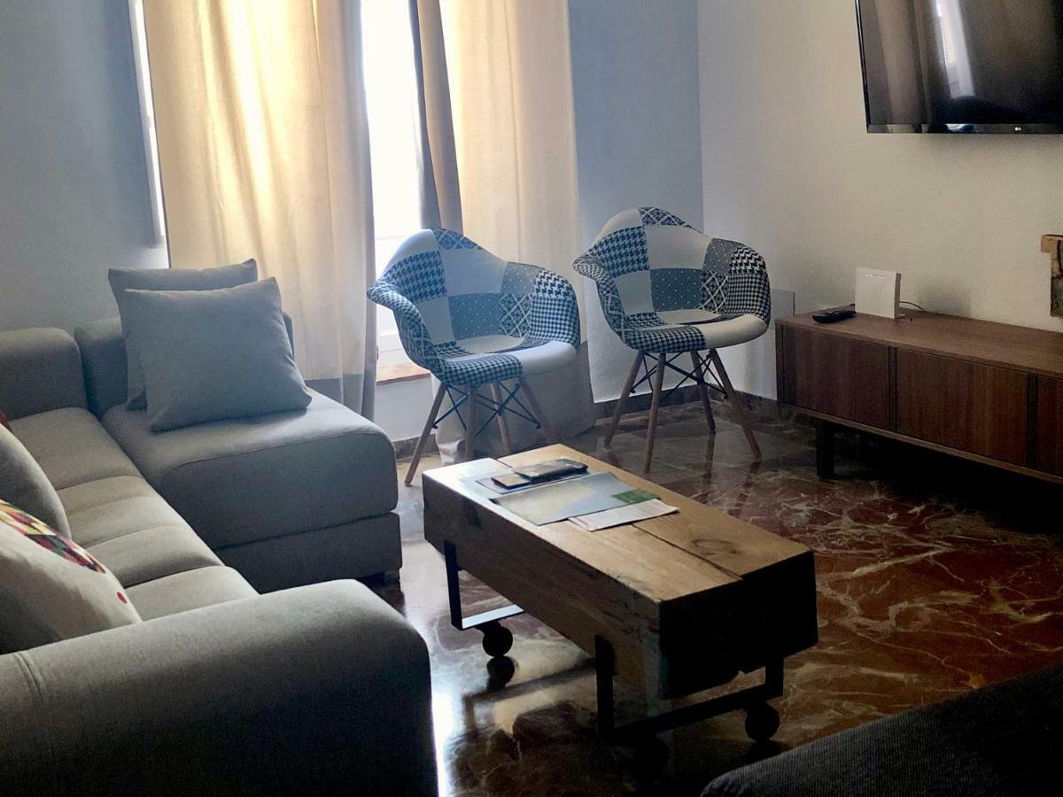Gatu Premium Villa Aramburu, " Preferente Mayores De 25 Anos Y Familias " El Puerto de Santa María Extérieur photo