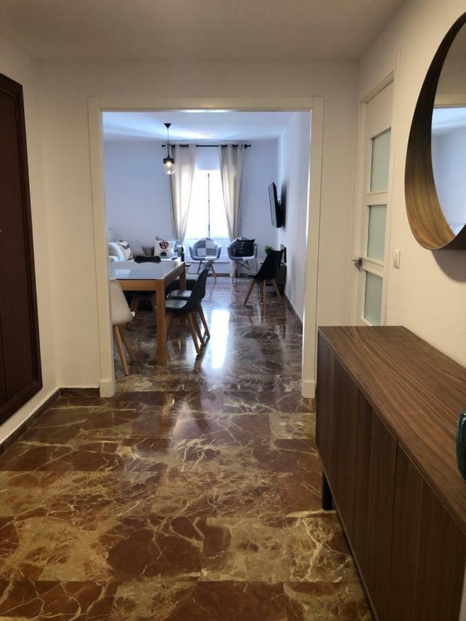 Gatu Premium Villa Aramburu, " Preferente Mayores De 25 Anos Y Familias " El Puerto de Santa María Extérieur photo