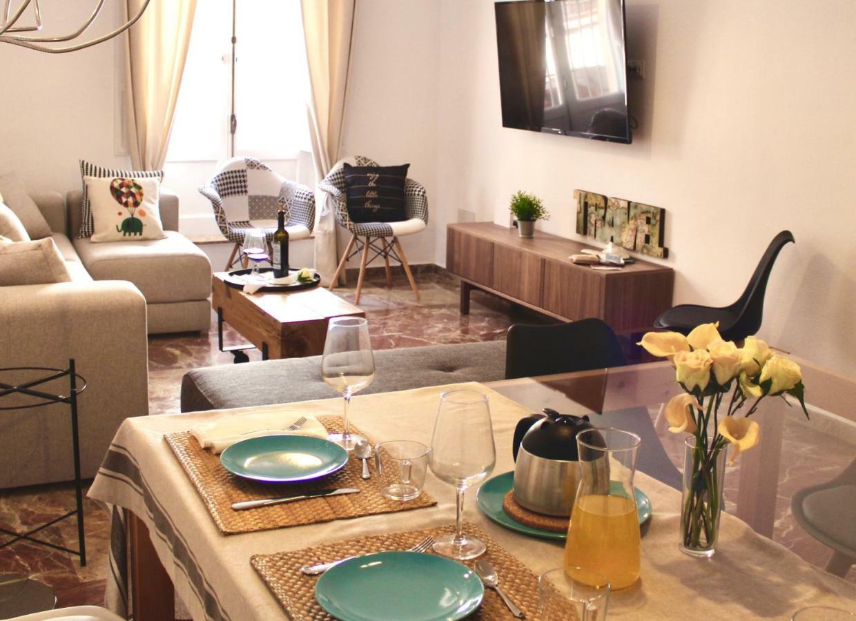 Gatu Premium Villa Aramburu, " Preferente Mayores De 25 Anos Y Familias " El Puerto de Santa María Extérieur photo